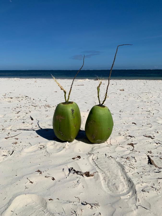 Mombasa Vacations Beach Studio B11 Kültér fotó