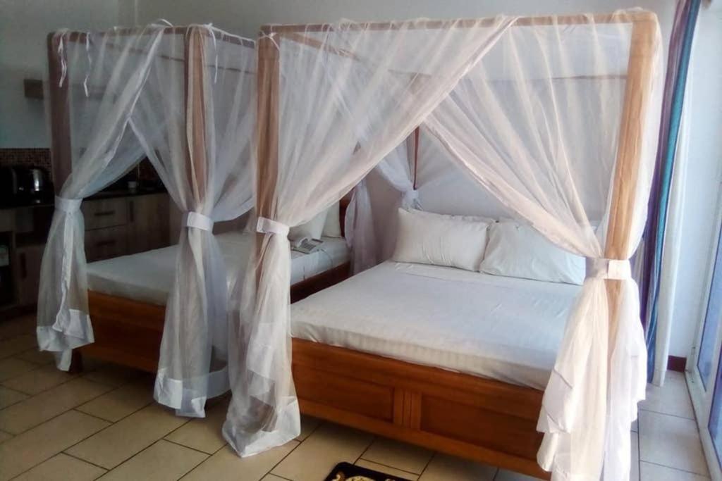 Mombasa Vacations Beach Studio B11 Kültér fotó