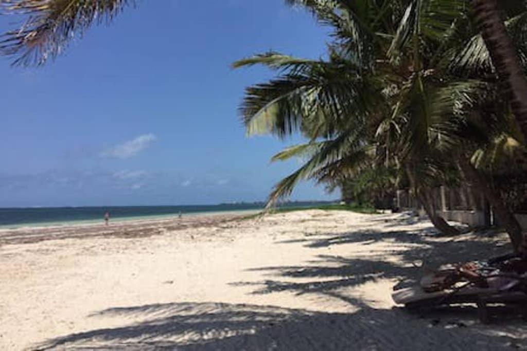 Mombasa Vacations Beach Studio B11 Kültér fotó